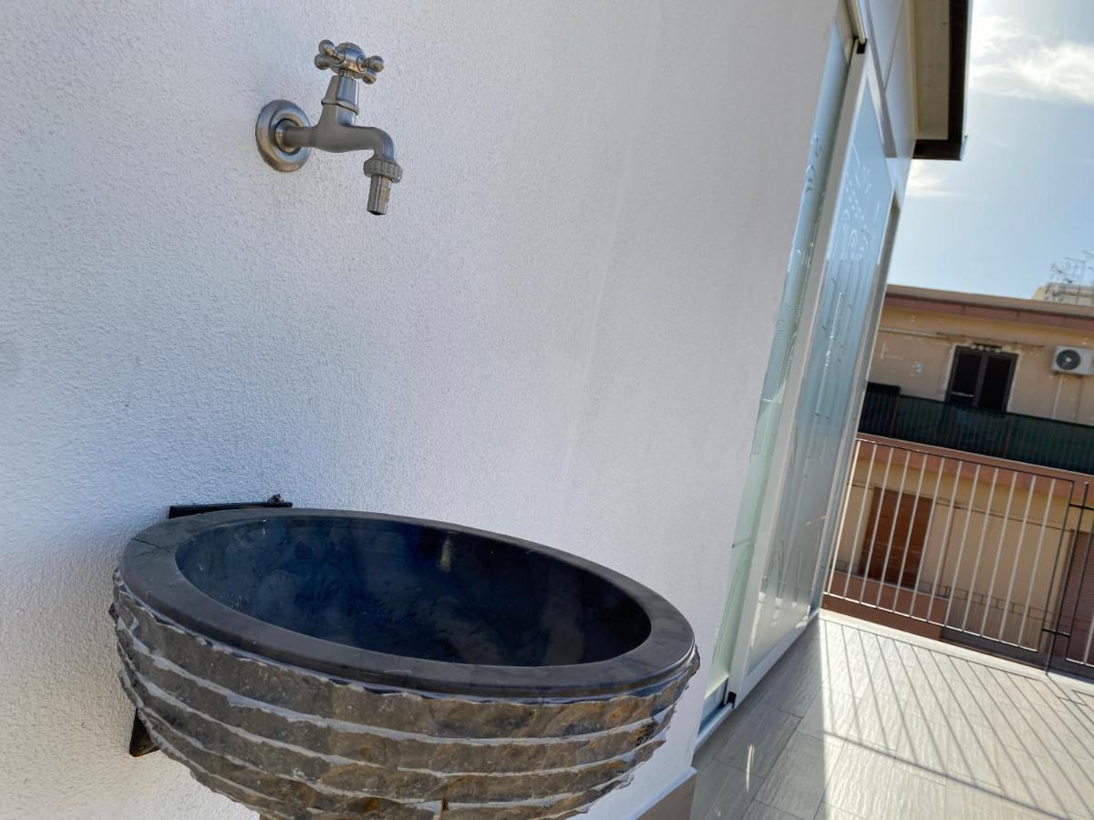 Casa Vacanze Alla Zisa ปาแลร์โม ภายนอก รูปภาพ